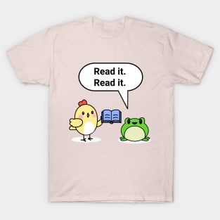 "A chicken walked into a library" joke T-Shirt